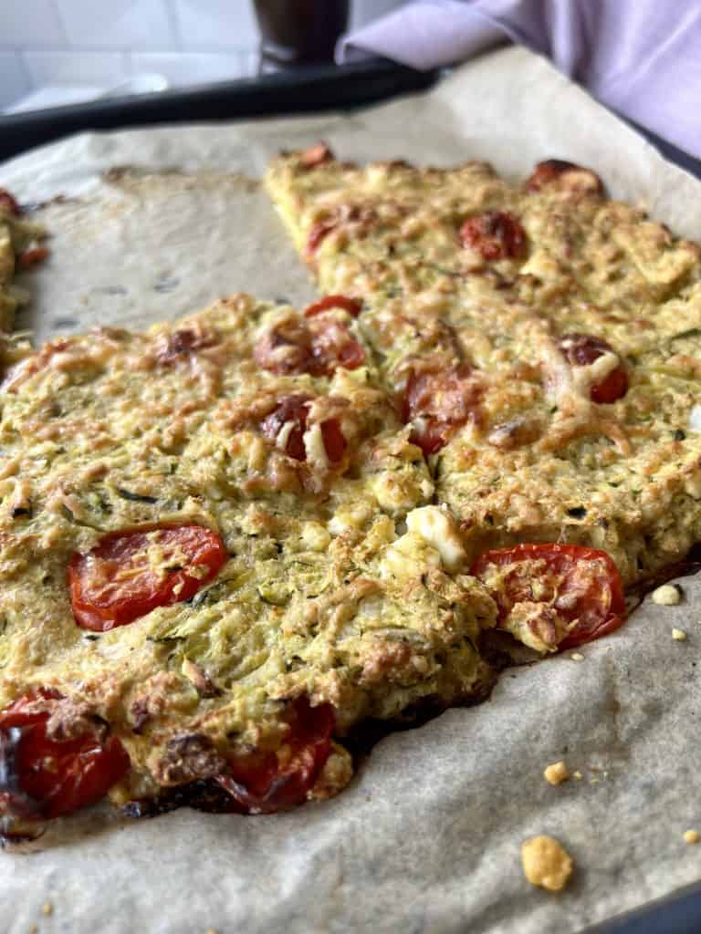 Feta-Schüttelpizza 1 4EBA0EC1 080E 46CC 9B17 54985FEA3E85