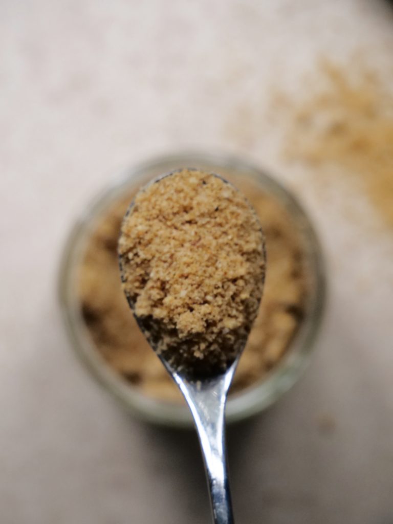 Zucker aus Trockenfrüchten – die natürliche Alternative selbst gemacht ... Zucker aus Trockenfrüchten – die natürliche Alternative selbst gemacht ...